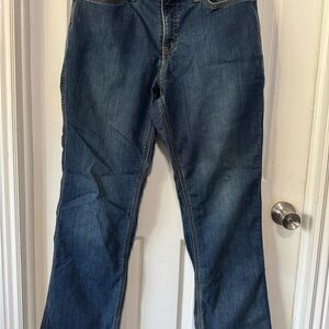Carhartt Women's Straight Leg Jeans Size 14R Relaxed fit